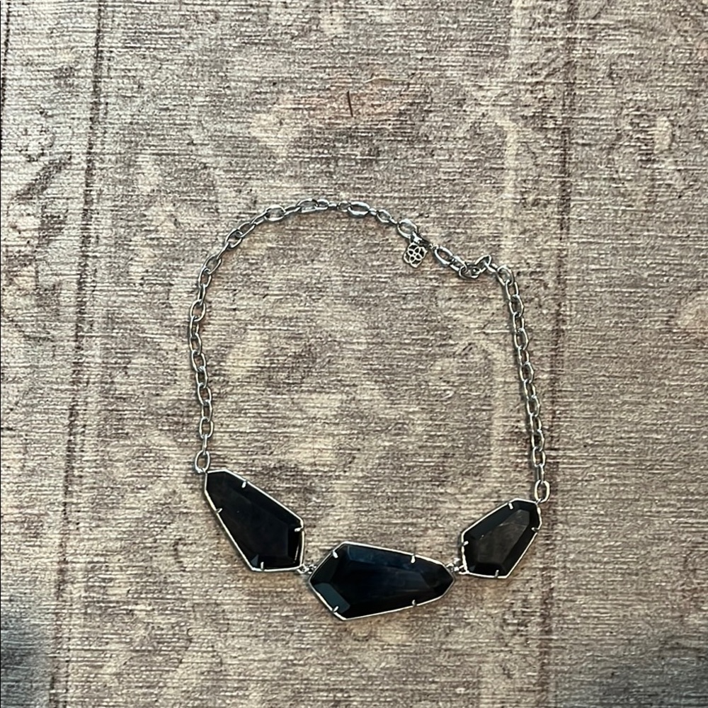 Elegant Black Silver Necklace